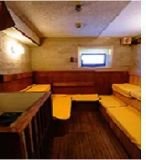 Capsule Hotel Kobe Sannomiya (Adults Only)