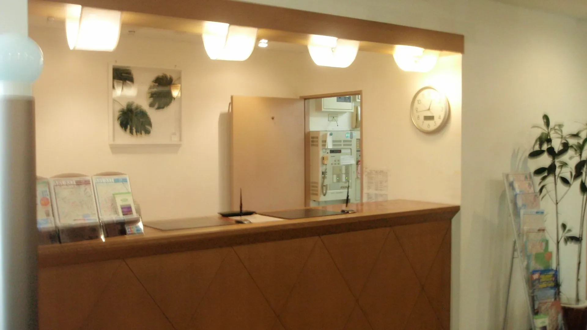Capsule Hotel Kobe Sannomiya (Adults Only)